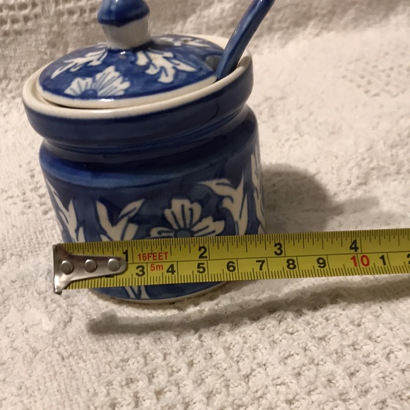 Sugar Bowl with great detail - Picture 4 of 8